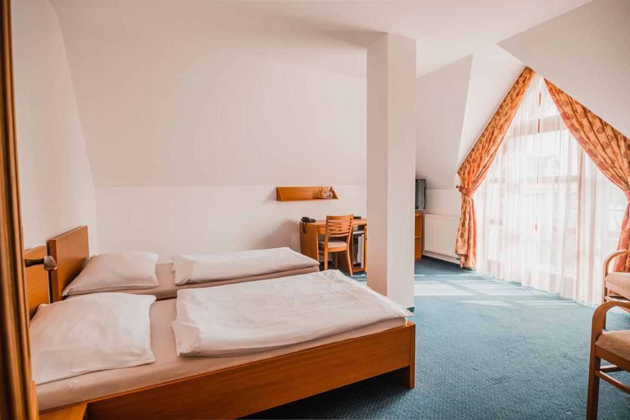 Hotel Krajka**** Vamberk 外观 照片