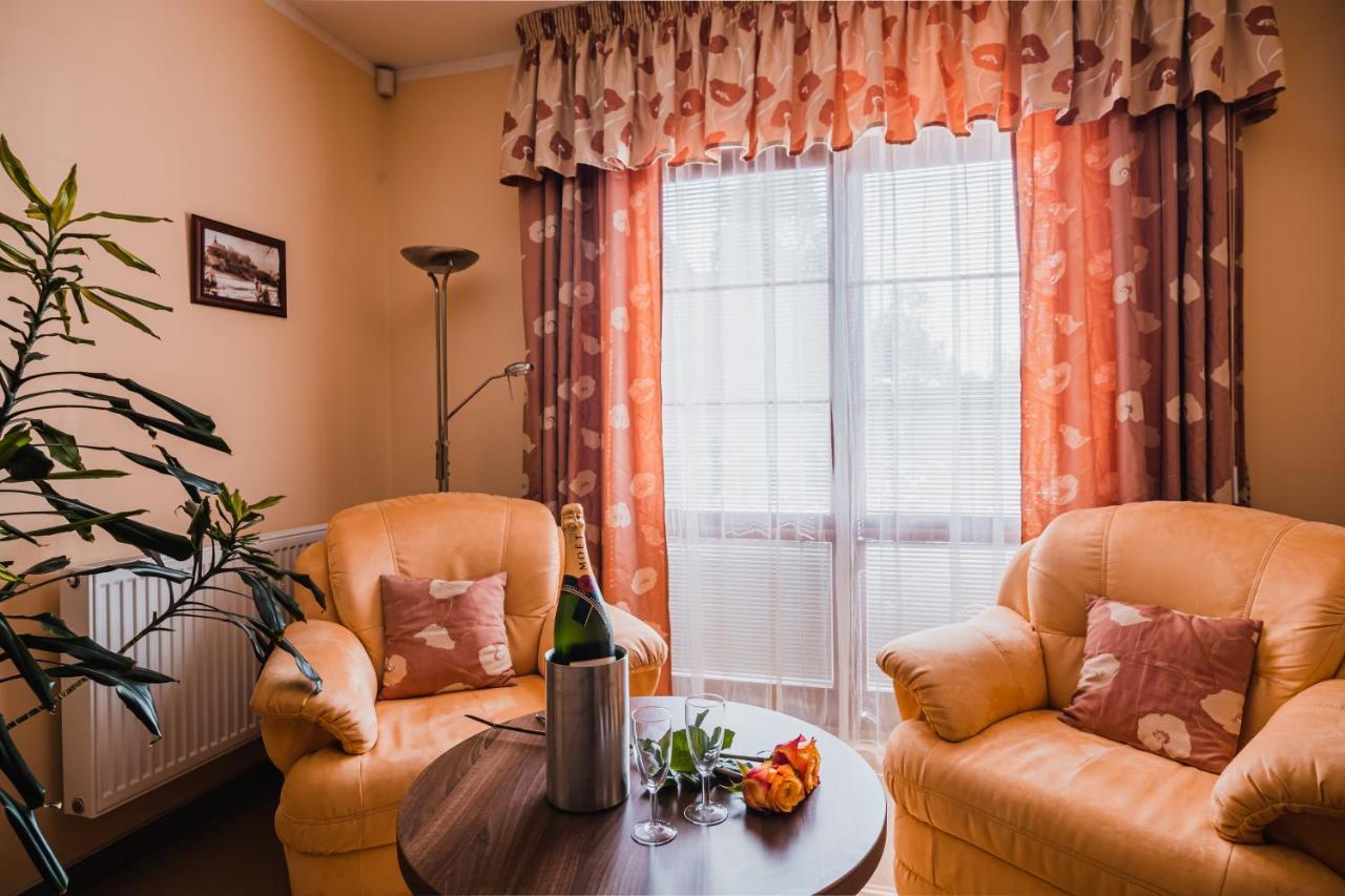 Hotel Krajka**** Vamberk 外观 照片